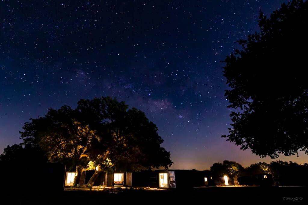 The Container Retreat @ 290 Wine Trail #9 Get Away Today! Hye Екстериор снимка